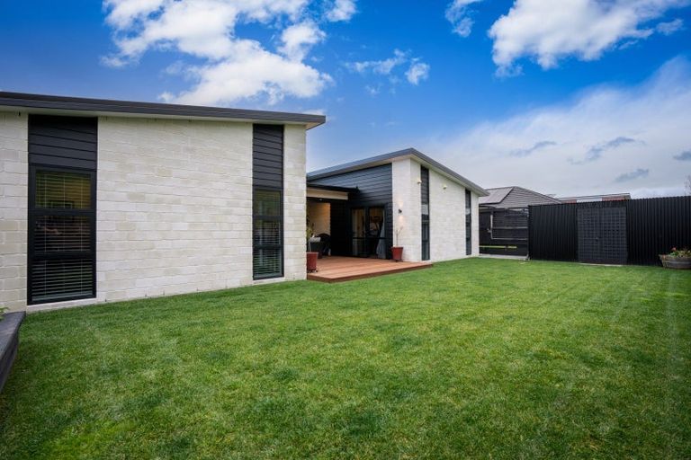 Photo of property in 28 Pinehurst Crescent, Morrinsville, 3300