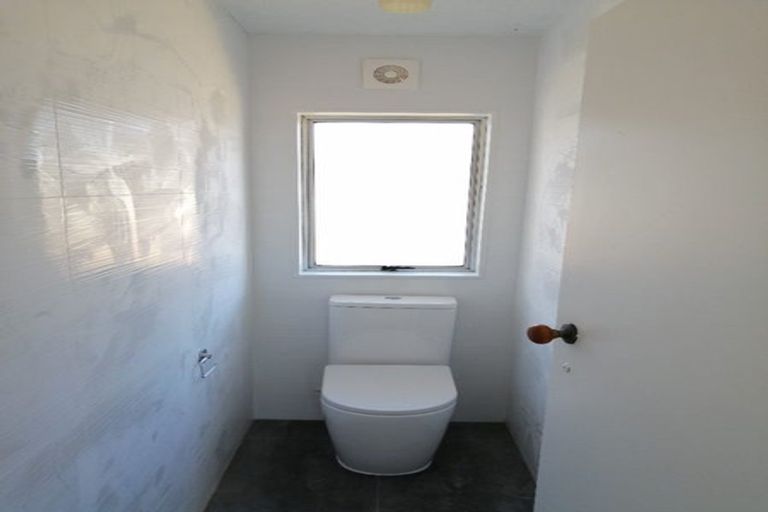 Photo of property in 9 Greenstone Place, Clover Park, Auckland, 2019