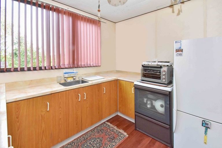 Photo of property in 28 Heathdale Crescent, Papakura, 2110