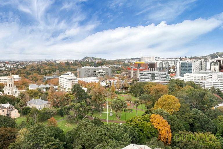 Photo of property in The Metropolis Apartments, 2914/1 Courthouse Lane, Auckland Central, Auckland, 1010