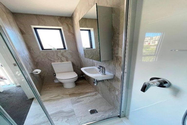 Photo of property in 66 Makamaka Lane, Albany Heights, Auckland, 0632