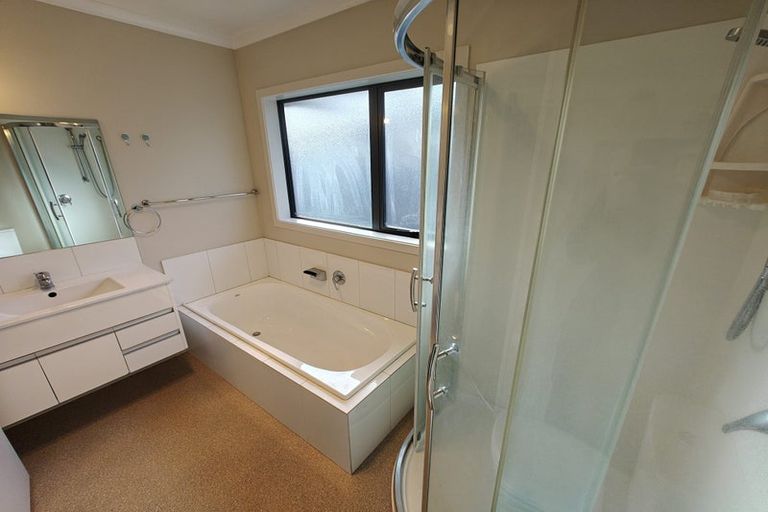 Photo of property in 36 Karen Crescent, Dinsdale, Hamilton, 3204