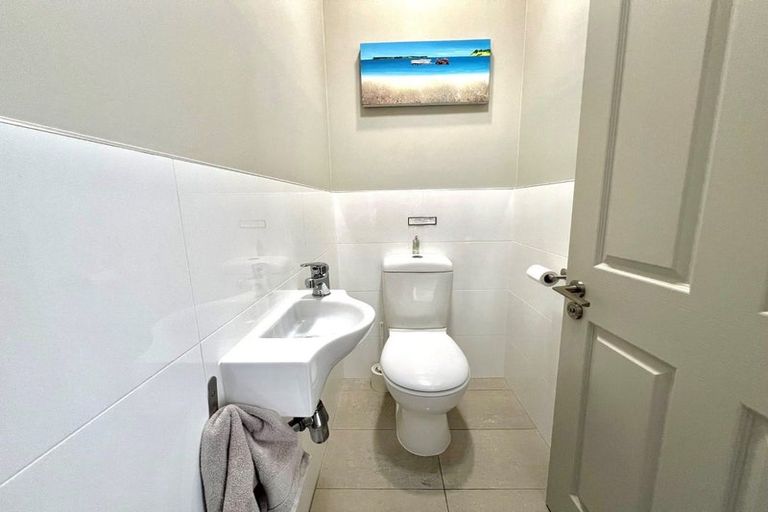 Photo of property in 77 Paremoremo Road, Lucas Heights, Auckland, 0632