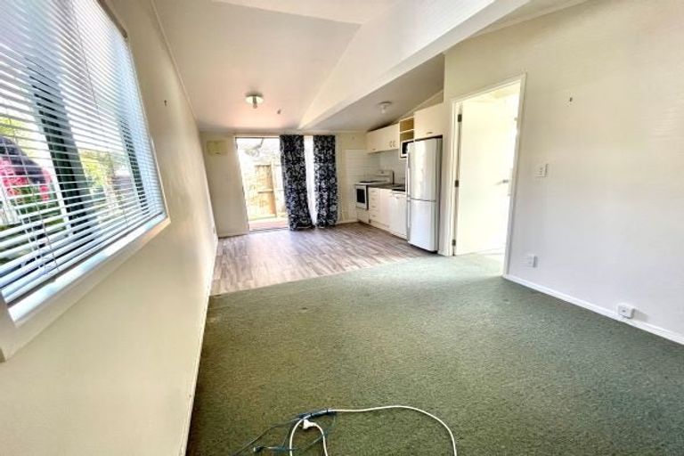 Photo of property in 102 Gills Road, Bucklands Beach, Auckland, 2014