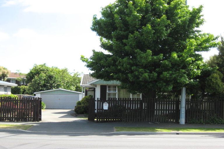 Photo of property in 324 Yaldhurst Road, Avonhead, Christchurch, 8042