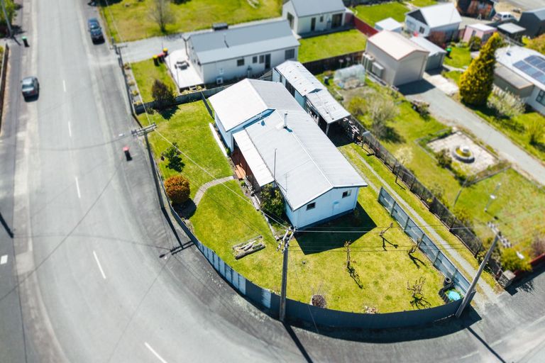 Photo of property in 32 Rata Road, Twizel, 7901