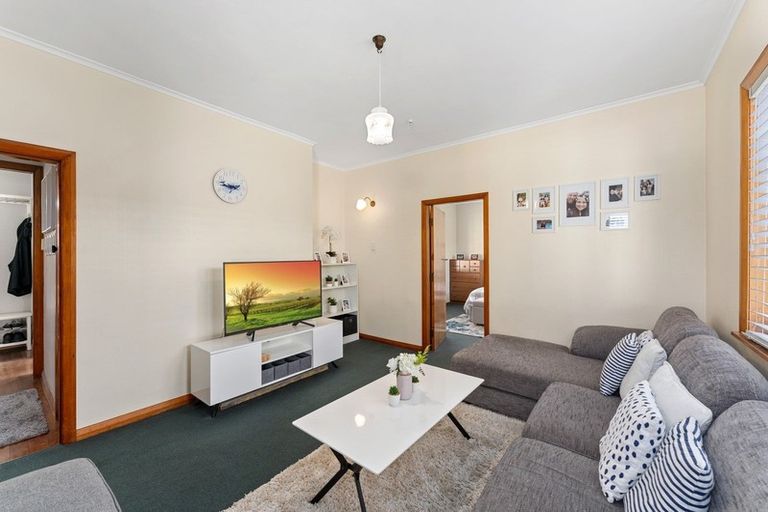 Photo of property in 43 Aotaki Street, Otaki, 5512