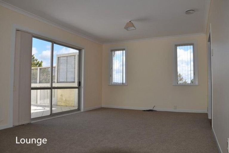 Photo of property in 9 Statesman Street, Henderson, Auckland, 0612