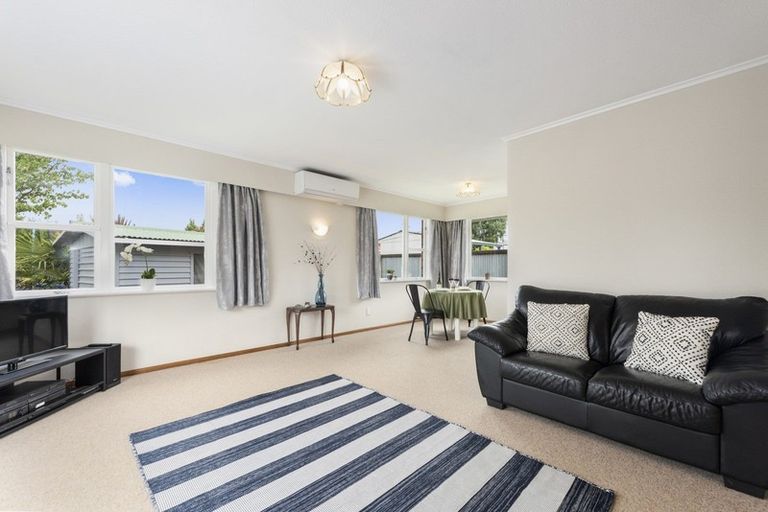 Photo of property in 59 Kashmir Avenue, Clouston Park, Upper Hutt, 5018