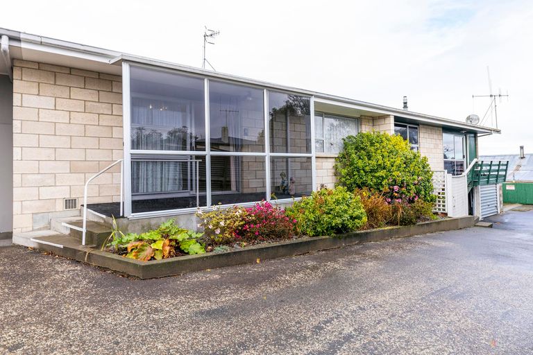 Photo of property in 2/34 Jackson Street, West End, Timaru, 7910