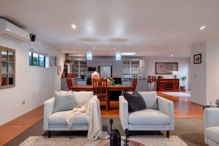 Photo of property in 198a Valley Road, Mount Maunganui, 3116