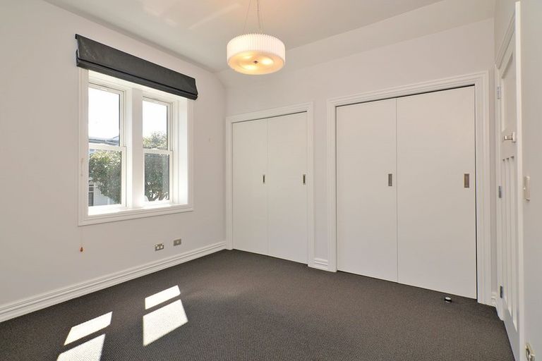 Photo of property in 63 Brougham Street, Mount Victoria, Wellington, 6011
