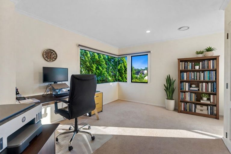 Photo of property in 13 Centennial Place, Campbells Bay, Auckland, 0630