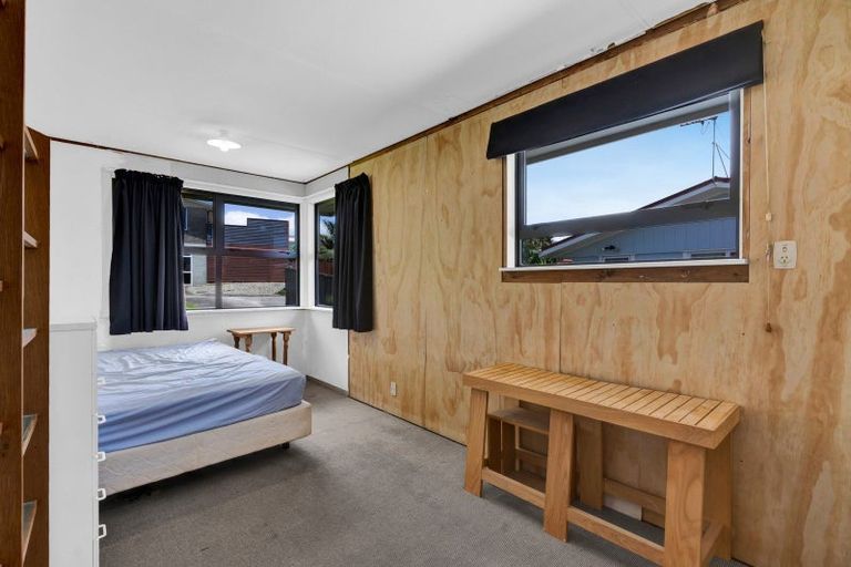 Photo of property in 87 Wrantage Street, Westown, New Plymouth, 4310