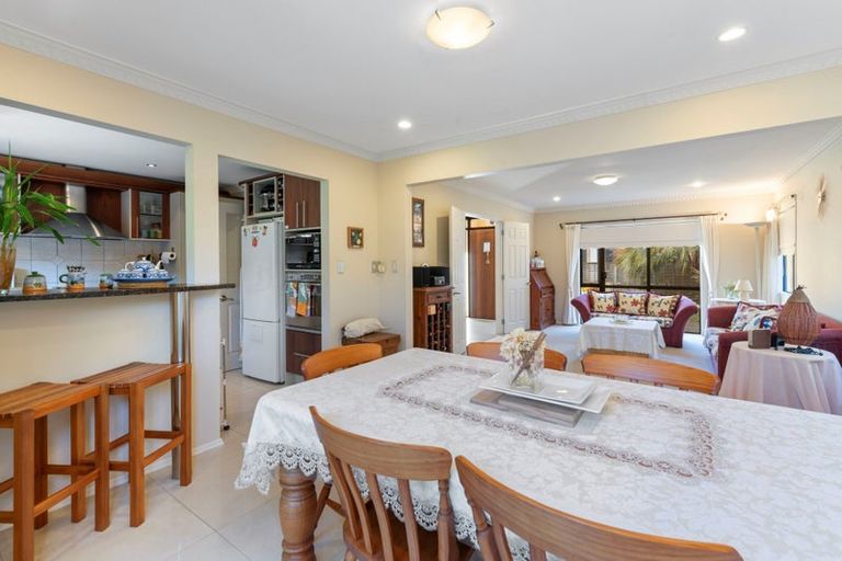 Photo of property in 153a Bucklands Beach Road, Bucklands Beach, Auckland, 2012