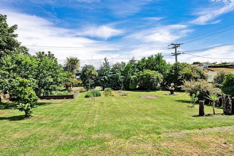 Photo of property in 3 Morton Street, Tuatapere, 9620