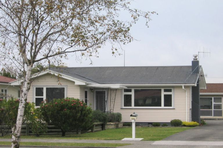 Photo of property in 326 Kennedy Road, Onekawa, Napier, 4110