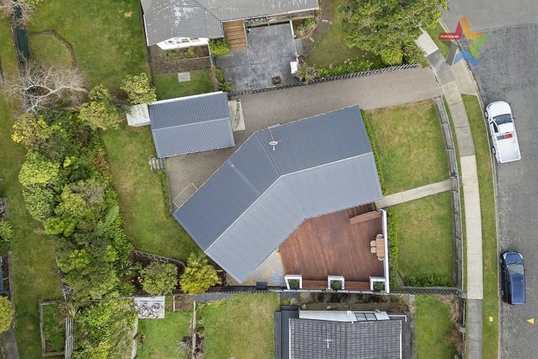 Photo of property in 27 Mossburn Grove, Kelson, Lower Hutt, 5010