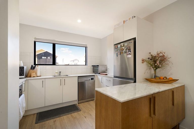 Photo of property in 45 Eileen Newey Place, Henderson, Auckland, 0612