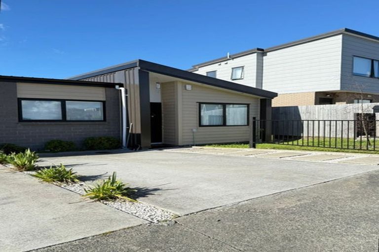 Photo of property in 28b Poruru Close, Papakura, 2110