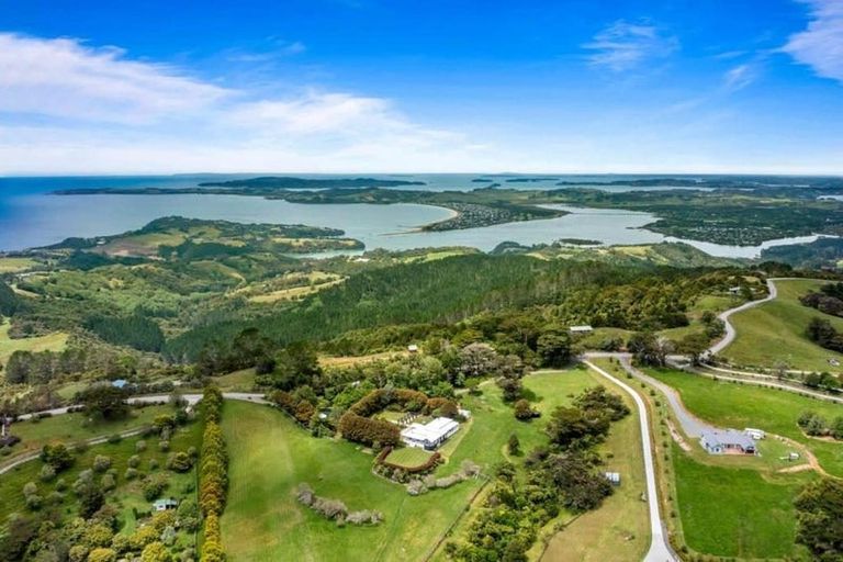 Photo of property in 112 Rodney Road, Whangateau, Warkworth, 0985