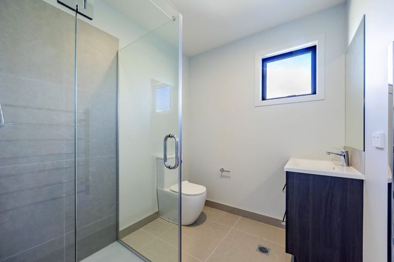 Photo of property in 2a Nerita Place, Long Bay, Auckland, 0630