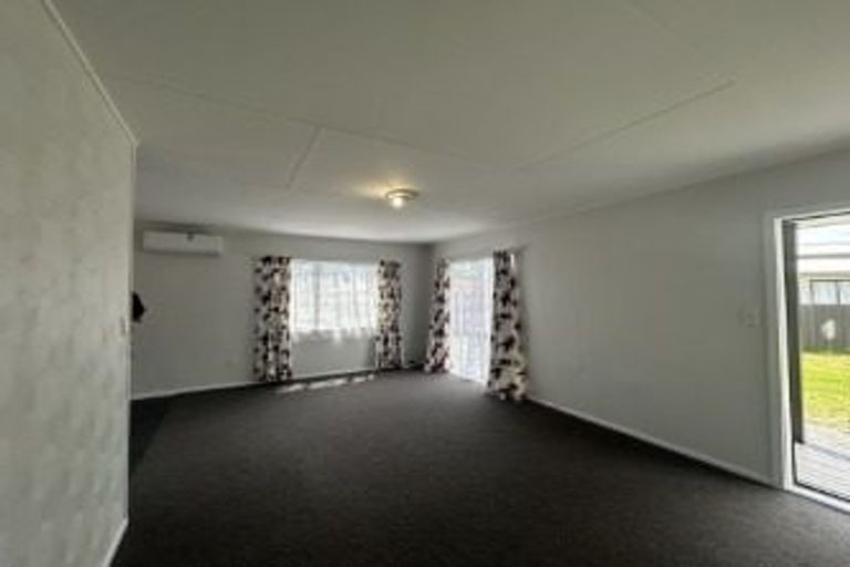 Photo of property in 18a Stuckey Street, Levin, 5510