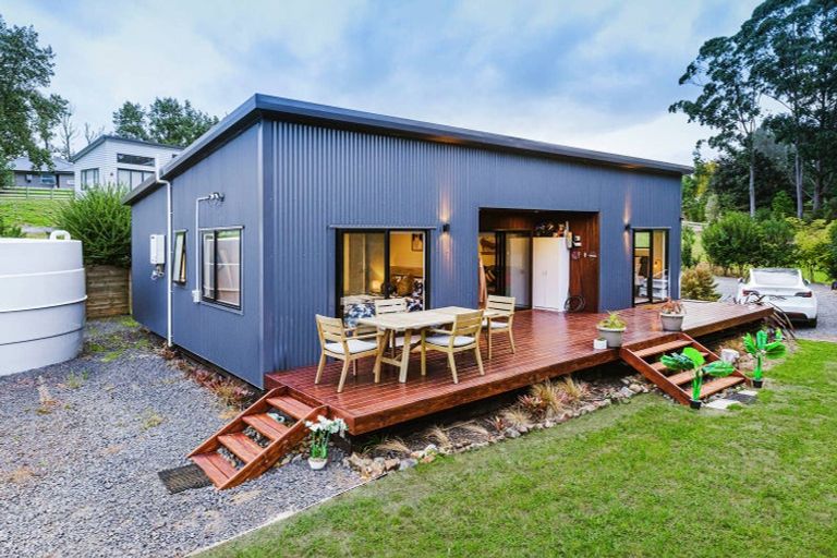Photo of property in 6 Robins Way, Pokeno, 2471