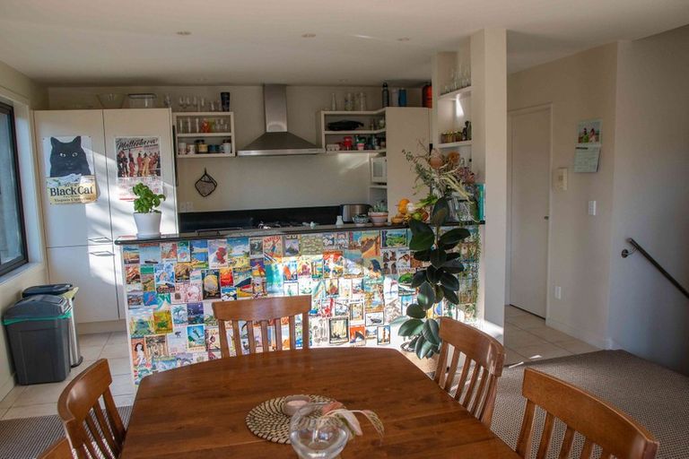 Photo of property in 42 Fairview Crescent, Kelburn, Wellington, 6012