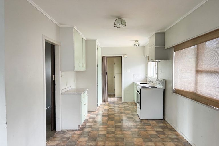 Photo of property in 15 Waimate Street, Otara, Auckland, 2023