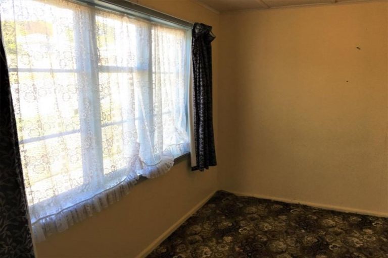 Photo of property in 69 Salcombe Street, Kaitangata, 9210