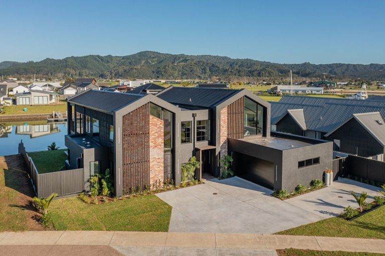 Photo of property in 91 Leeward Drive, Whitianga, 3510