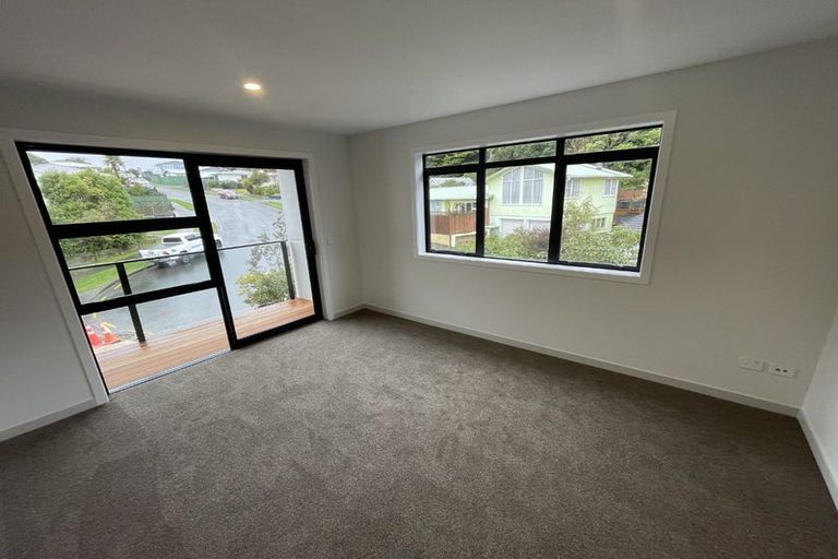 Photo of property in 11a Barberry Grove, Maungaraki, Lower Hutt, 5010