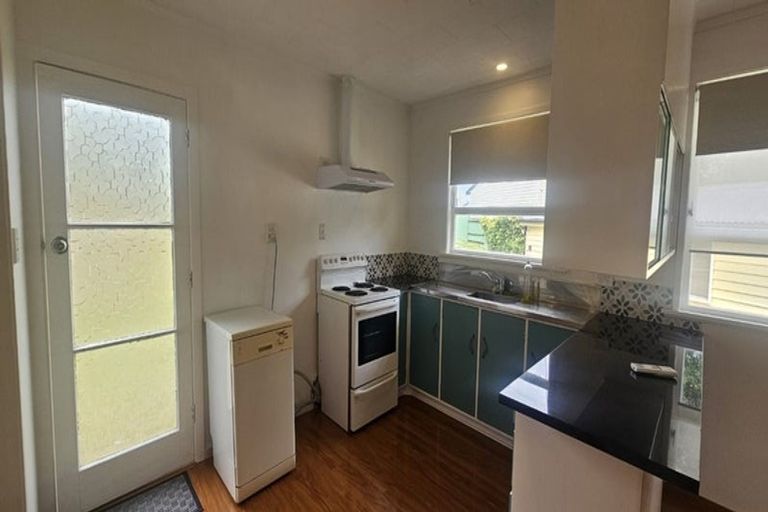 Photo of property in 54 Percy Road, Papamoa Beach, Papamoa, 3118