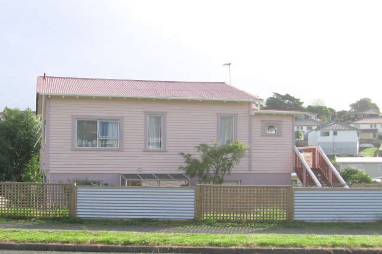 Photo of property in 59 Kamara Road, Glen Eden, Auckland, 0602