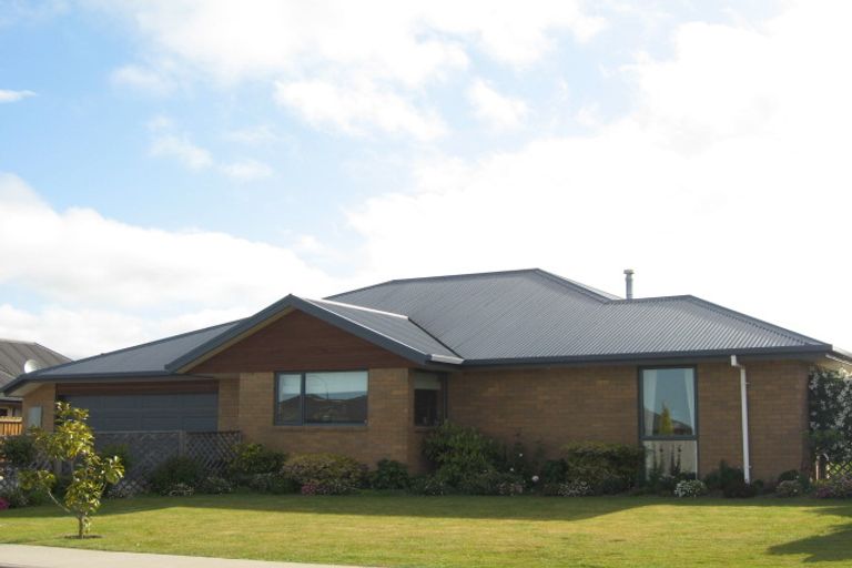 Photo of property in 3b Riverview Road, Rangiora, 7400