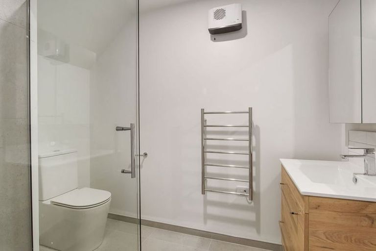 Photo of property in 3/12 Tonga Place, Riccarton, Christchurch, 8041