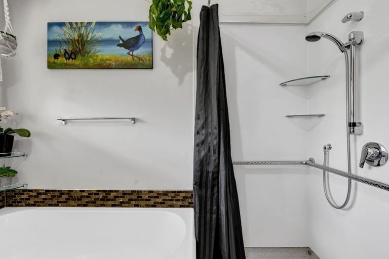 Photo of property in 30 Motukari Place, Onaero, Waitara, 4383