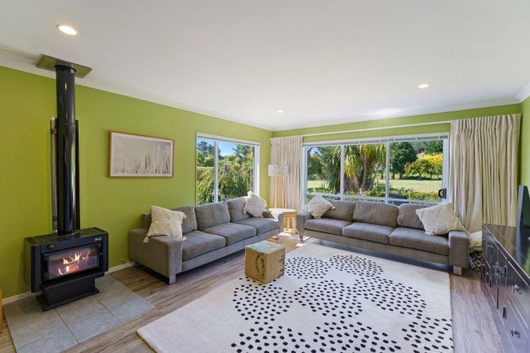 Photo of property in 192 Waitohu Valley Road, Otaki, 5583