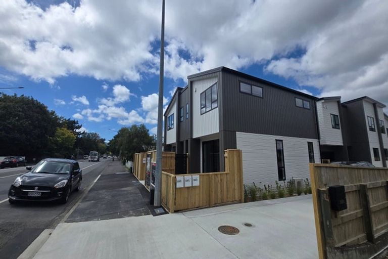 Photo of property in 354 Fergusson Drive, Heretaunga, Upper Hutt, 5018