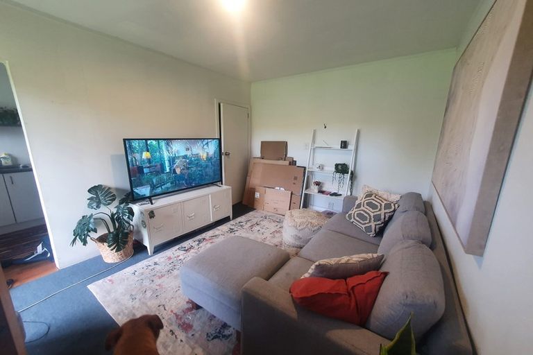 Photo of property in 386 Henderson Valley Road, Henderson Valley, Auckland, 0612