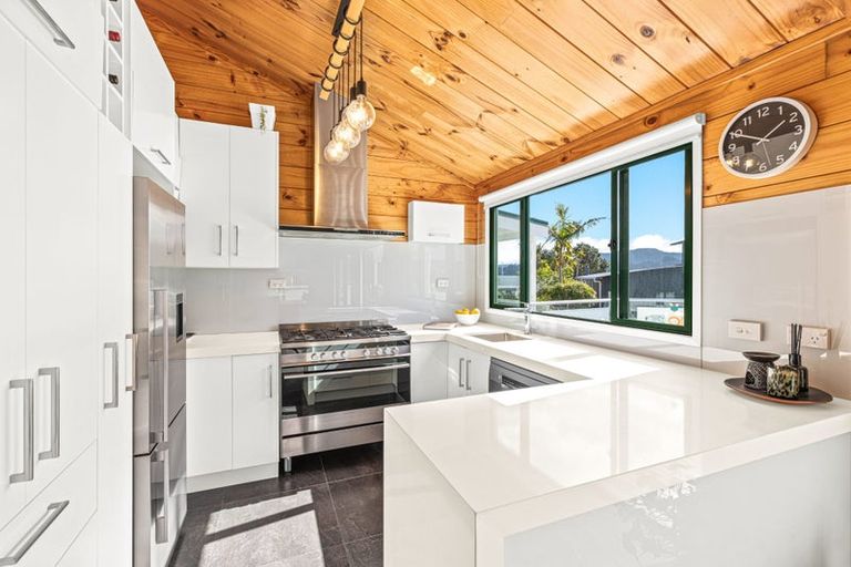 Photo of property in 201 Omaha Drive, Omaha, 0986