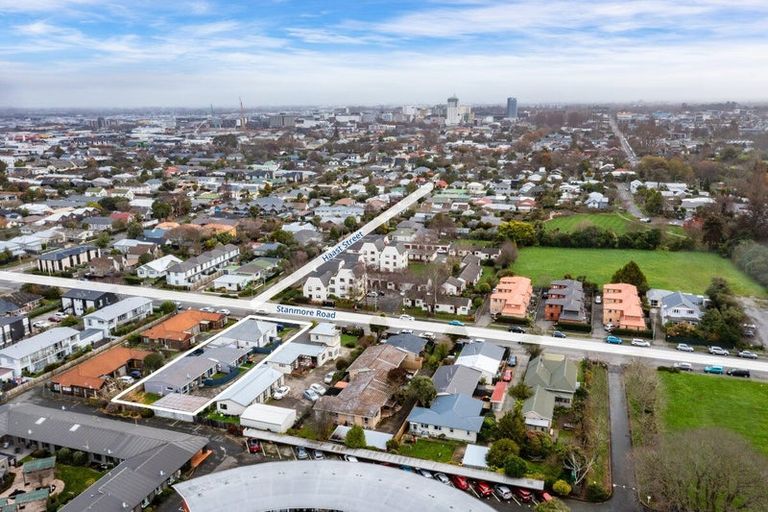 Photo of property in 2/150 Stanmore Road, Linwood, Christchurch, 8011
