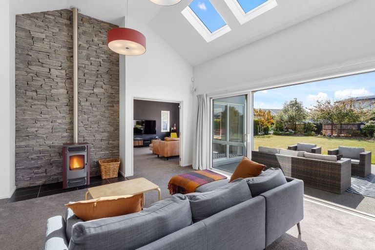 Photo of property in 41 Findlay Avenue, Halswell, Christchurch, 8025