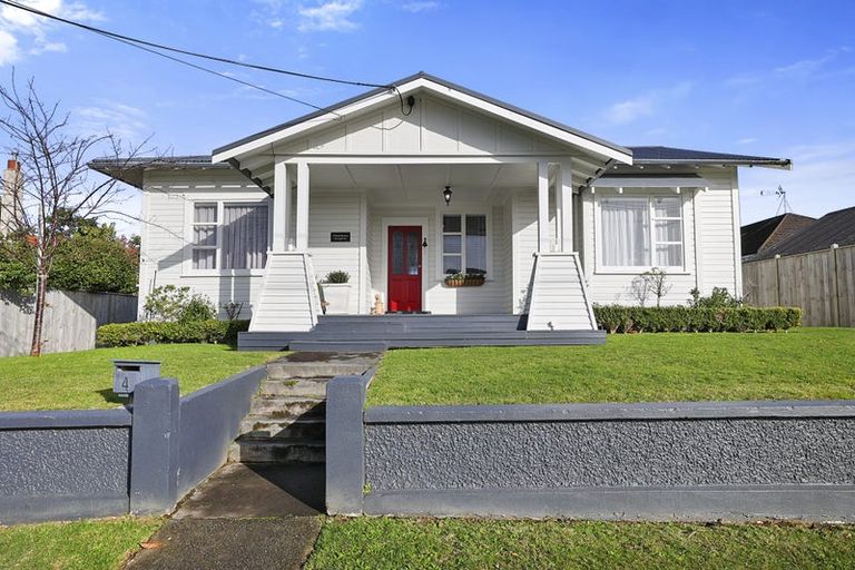 Photo of property in 4 Dartmoor Avenue, Westown, New Plymouth, 4310