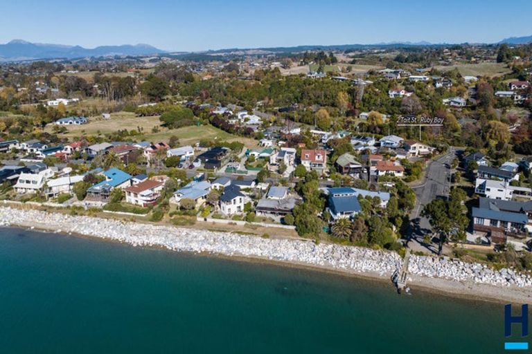 Photo of property in 2 Tait Street, Ruby Bay, Mapua, 7005