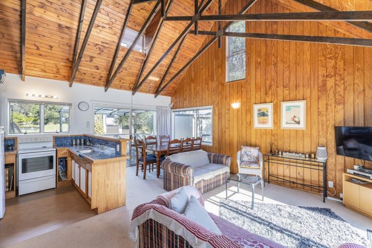 Photo of property in 217 Vista Paku, Pauanui, Hikuai, 3579