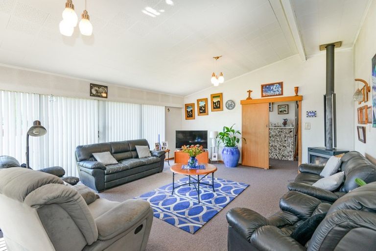 Photo of property in 115 Flaxmere Avenue, Flaxmere, Hastings, 4120