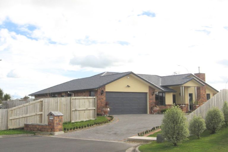 Photo of property in 4 Kingsbury Court, Rototuna North, Hamilton, 3210