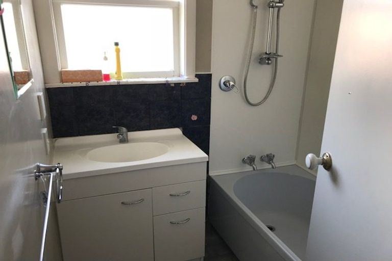 Photo of property in 976 High Street, Avalon, Lower Hutt, 5011